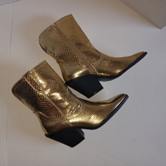 NWT- Scoop Western Style Metallic Gold Snake Texture Booties - Size 8 - Picture 2 of 3